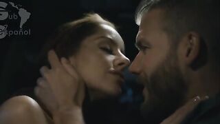 Un Asesino Suelto Parte 1 - Aiden Ashley y Vanna Bardot (sub_español)