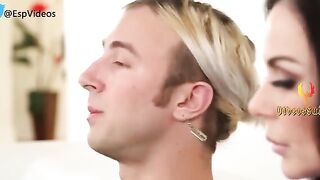 Mi madre me consuela sub