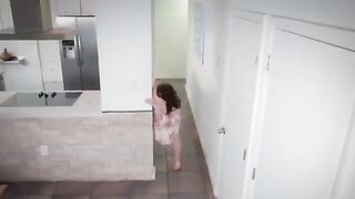 hermana quiere ver a su hermano desnudo sub