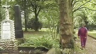 el cementerio