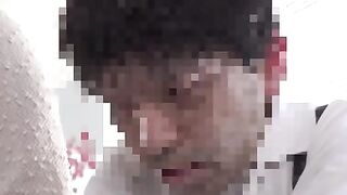 Chitose Saegusa - Mamá es chantajeada por los amigos de su hijo