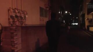 Chitose Saegusa - Oficinista es raptada y usada como objeto sexual