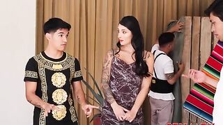 Mi esposa quere que la penetren dos vergas a la vez