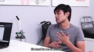 Enfermera morena chupando vergas