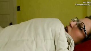 xxx COMPARTIENDO EL DORMITORIO CON MI PRIMA VIRGEN sub