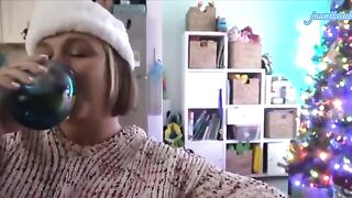 BRIANA BEACH - MAMÁ QUIERE MÁS FIESTA sub