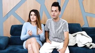 Fakings – Valentina Ve A Su Novio Follandose A Otra