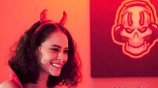 XXX Gratis - ( Jessica Sodi , Gali Diva y Karol Jaramillo ) La diabla Pt 4