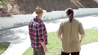 Penelope Kay - La chica adolescente de mi esposa es una exhibicionista sub