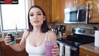 Lily Lou - Motivando a mi padrastro sub